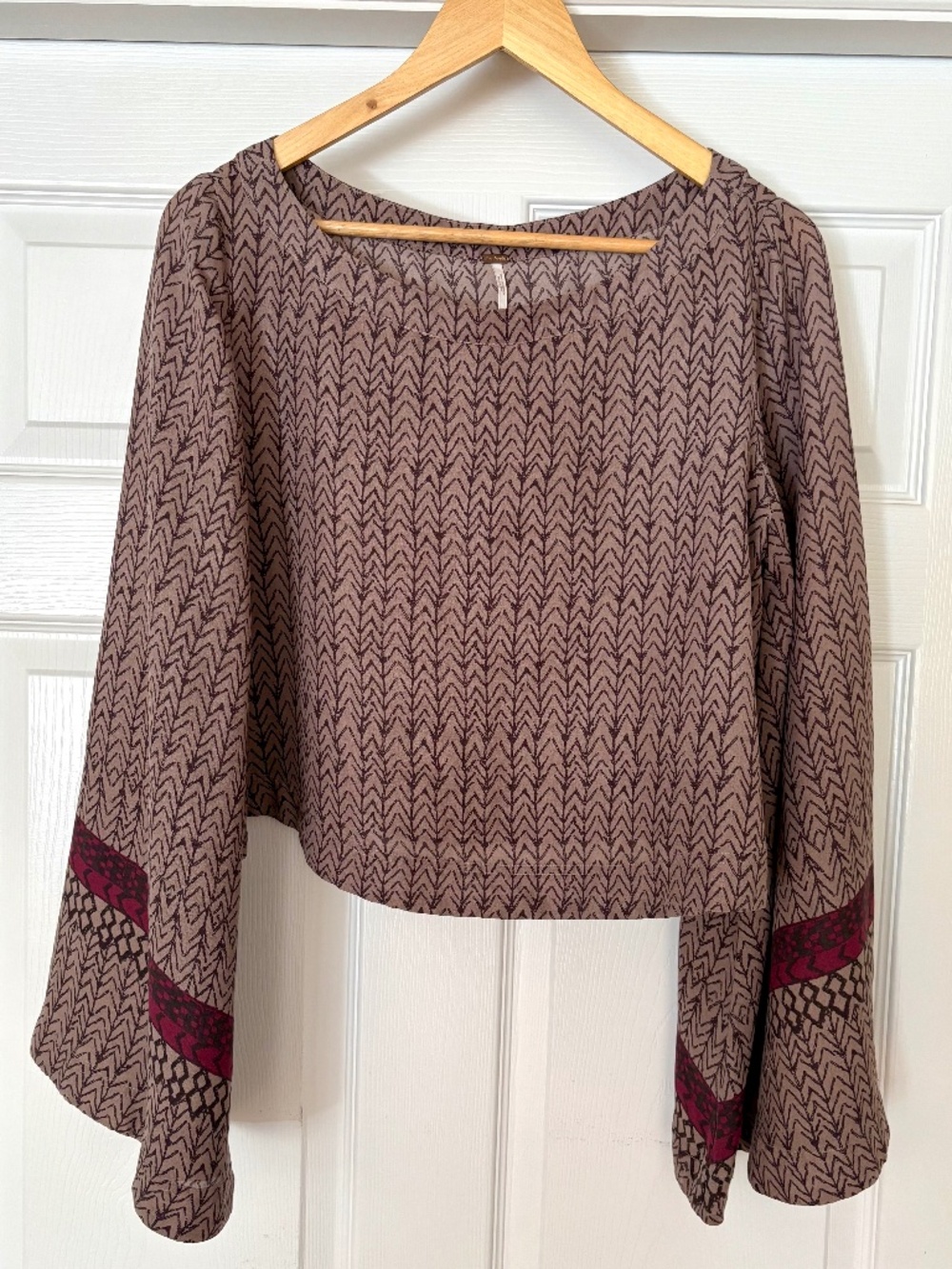 Free People Stars Aligned Bell Sleeve Crop Top Boho Whimsigoth Blouse Sz M